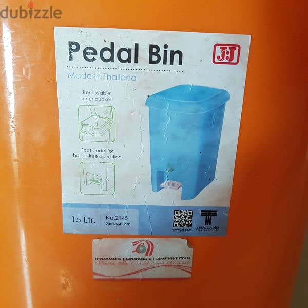 Pedal Bin trush 1.5ltr made in thailand 2kd only 1