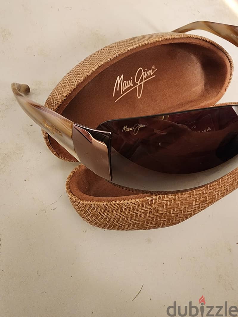 Maui Jim Women Sunglasses in perfect condition 0