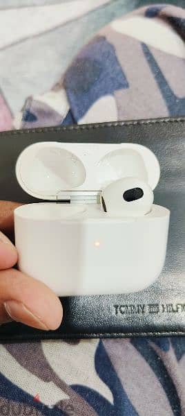 apple 3rd generation airpods with mag safe charging case 2