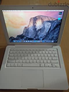 MacBook 13 inch mid 2010
Prosser 2.4 ghz Intel core 2 Dou
Mamery 4gb