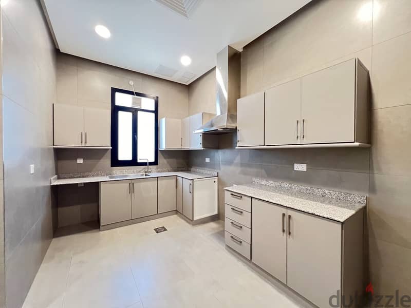 Rumaithiya - new three bedroom apartment w/balcony 8