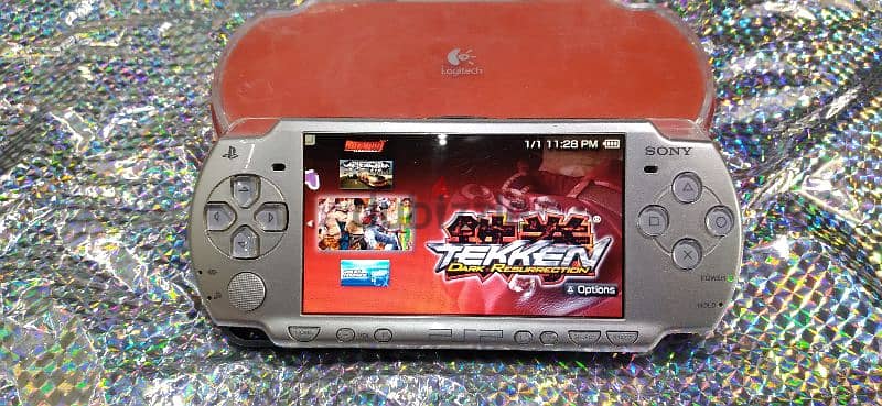 SONY PSP SLIM P2000 GRAY8gb 10