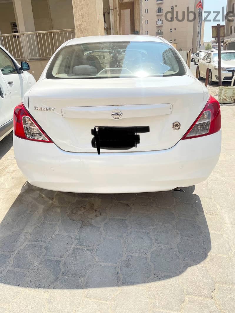 Nissan 2012 model for sale 1