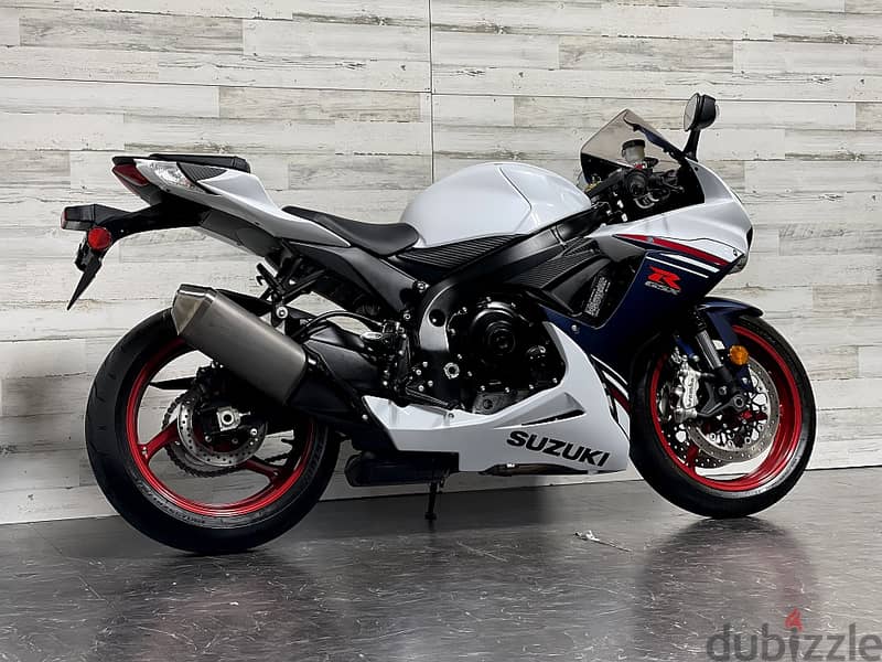 2024 Suzuki GSX R600 (+971561943867) 2