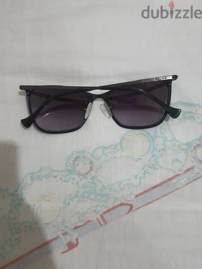 Original police sunglass for sale glass will change