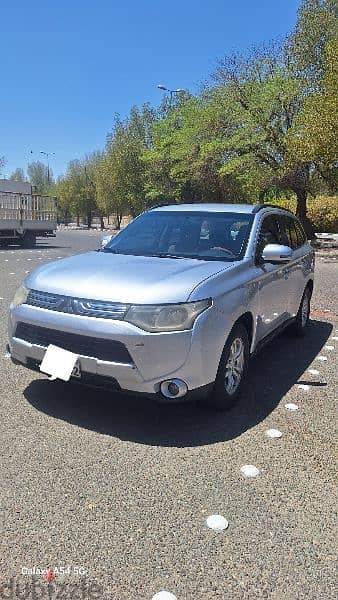 Mitsubishi Outlander 2014 9