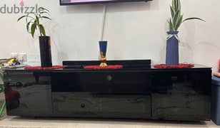 Gecko tv stand