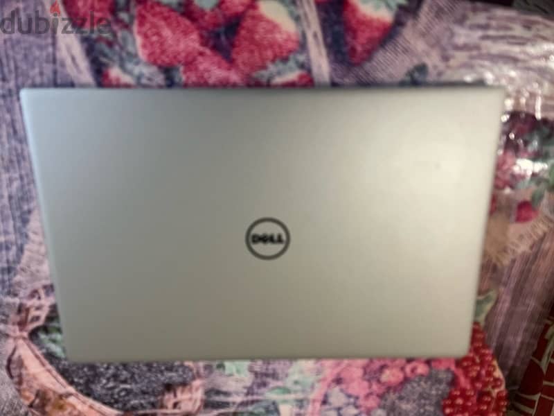 Dell Laptop 3