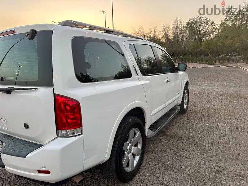 Nissan Armada 2010 7