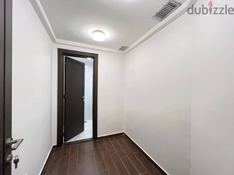 Rumaithiya - 3 bedrooms apartment w/yard 10