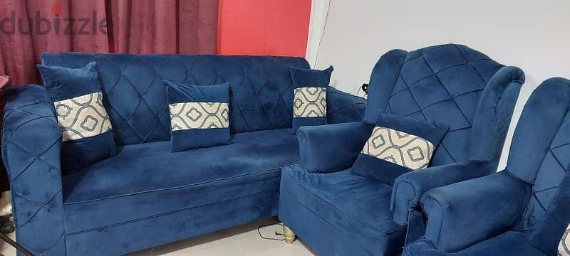 Just Like new Sofa set very good quality and neat 2