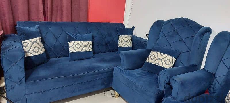 Just Like new Sofa set very good quality and neat 4