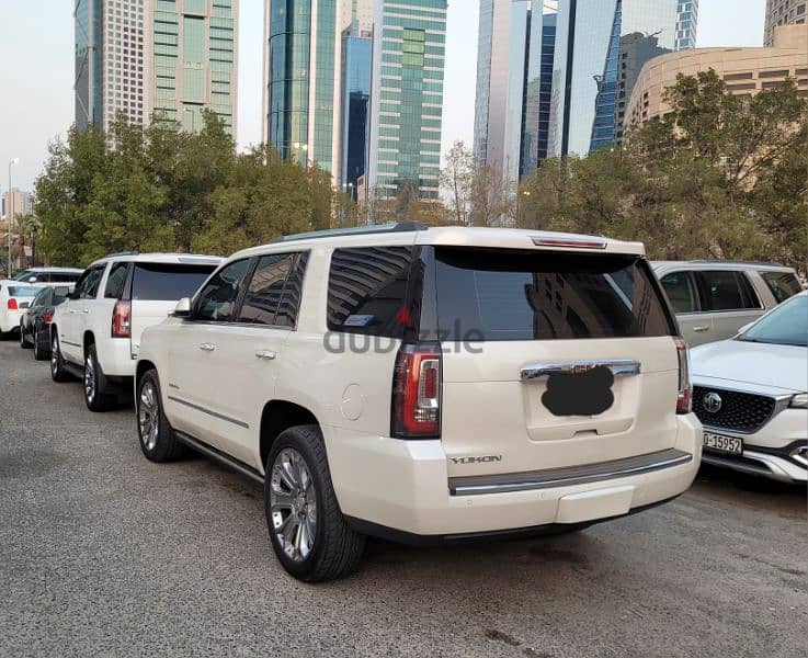 GMC Yukon 2015 1