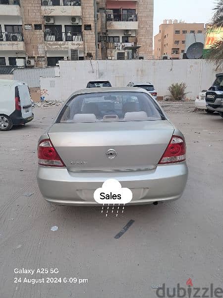 Nissan Sunny 2011 1