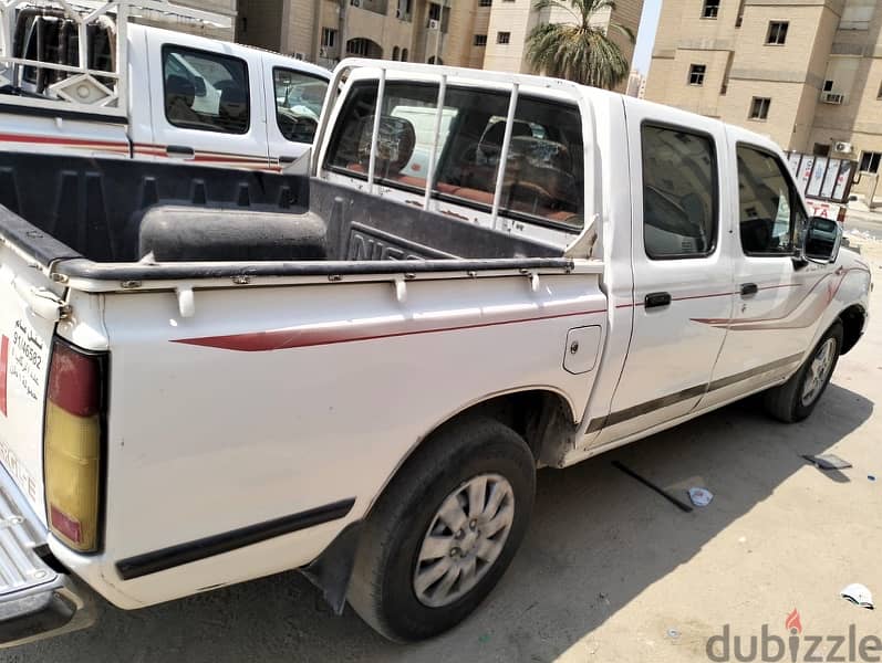 Nissan Pickup 2005 for sell one eight 2