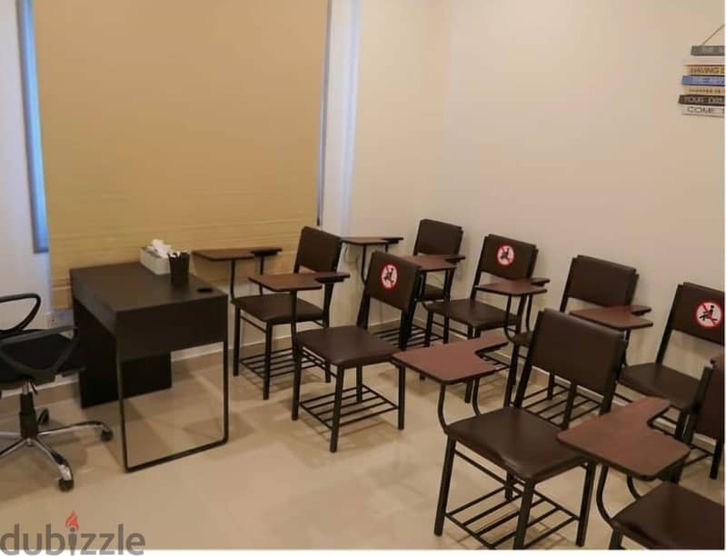 Classroom for rent in Salmiya / للمدرسين والمدرسات: قاعة دراسية للإيج 1