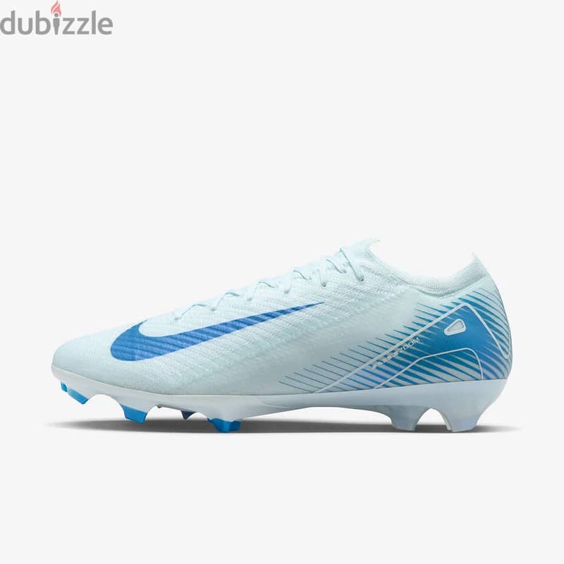 Football boots brand new 4