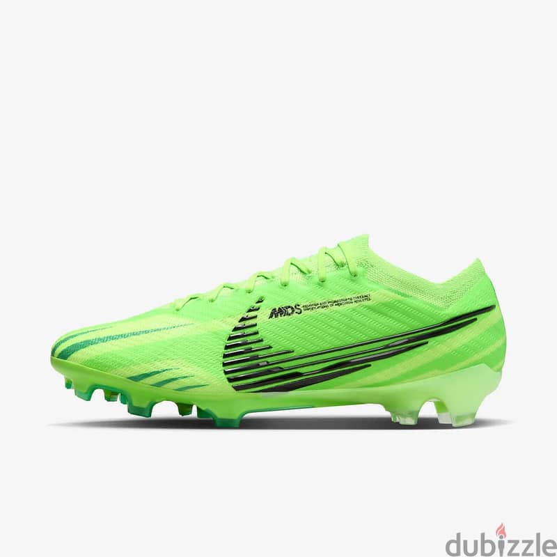 Football boots brand new 8