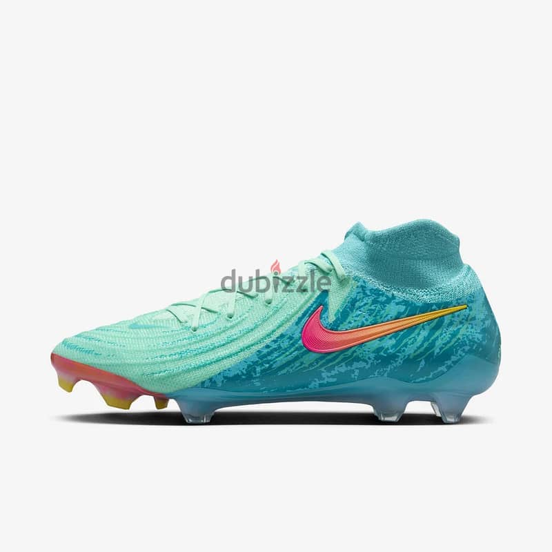 Football boots brand new 18