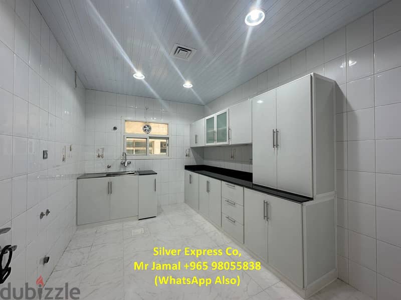 Beautiful 3 Bedroom Apartment with Balcony in Shaab. 4