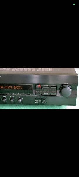 vintage Yamaha stereo integrated amplifier  built in tuner 3