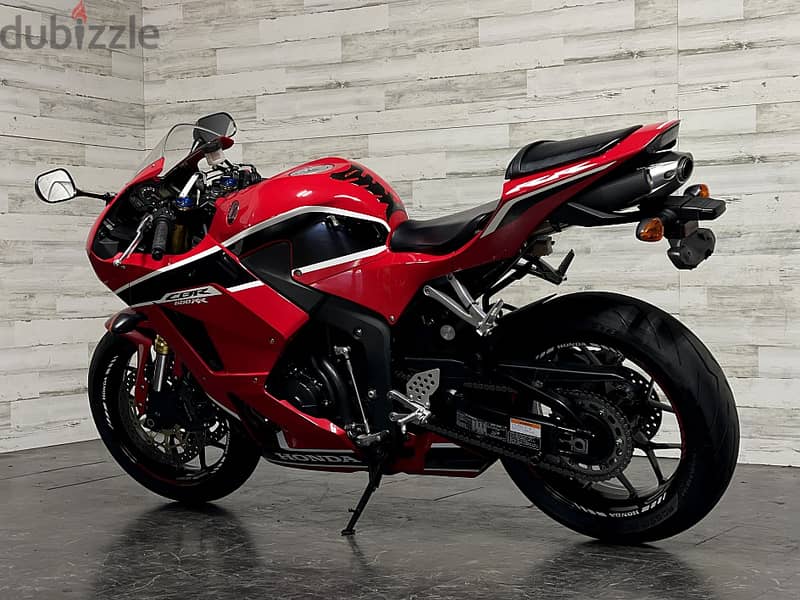 2018 Honda CBR600RR +974 6657 4363 0