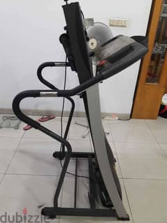 Sportsart treadmill. Made in Taiwan 0