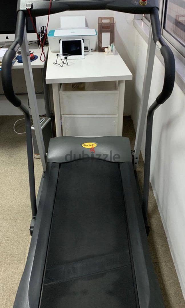 Sportsart treadmill. Made in Taiwan 2