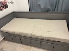 IKEA Bed 0