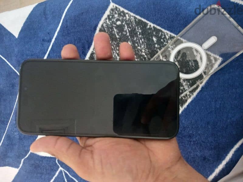 iphone 15 pro max only 10 day jus 8 serkl same new 8