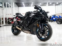 2023 Yamaha YZF-R1   (+97466574363)