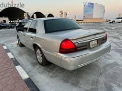 Ford Crown Victoria 2006 0