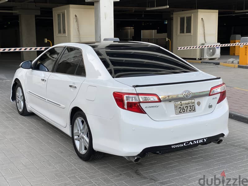 Toyota Camry 2014 Camry full otion glx finger start alloy rims andriod 4