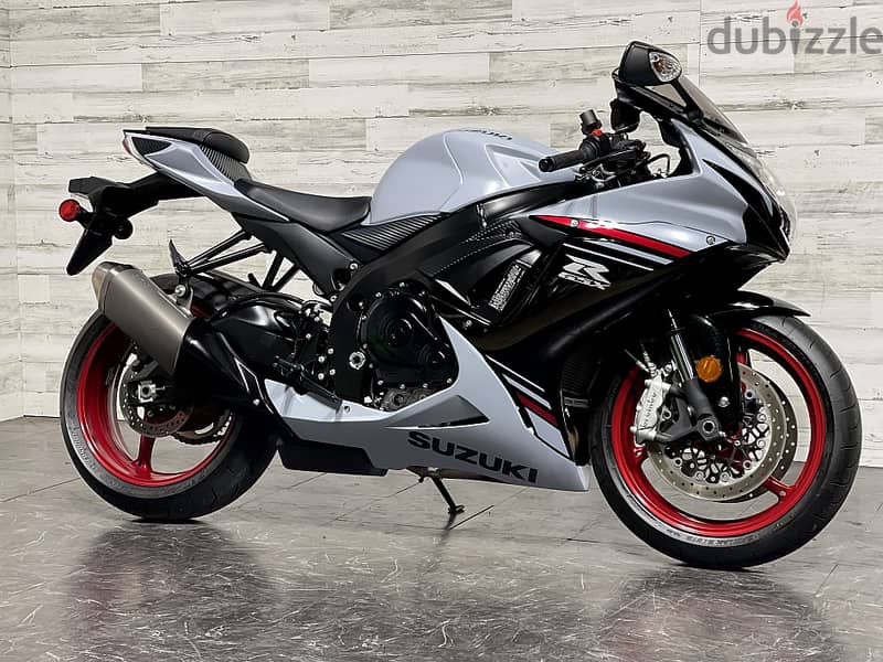 2023 Suzuki gsx-R600 (+97466574363) 1