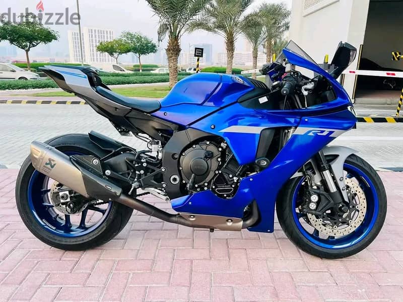 2020 yamaha yzf r1 available (+971561943867) 1