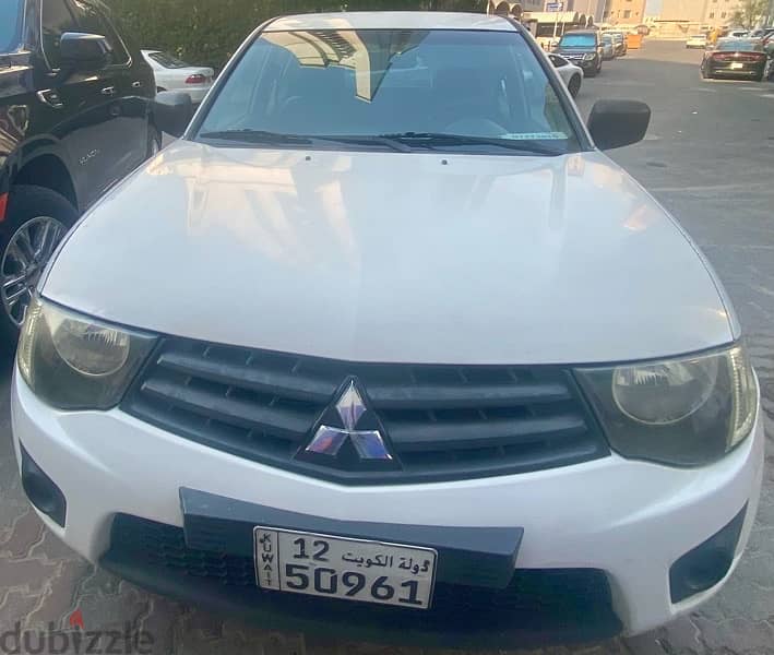 Mitsubishi L200 2013 1