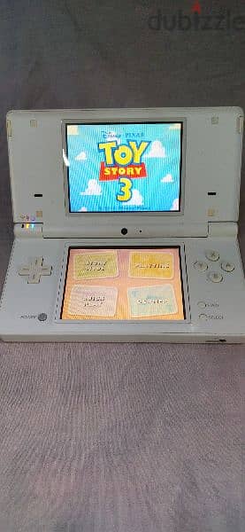 NINTENDO DS WHITE COLOR 2GB 3