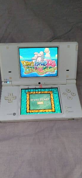 NINTENDO DS WHITE COLOR 2GB 7