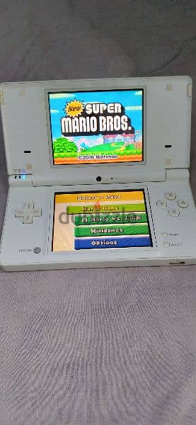 NINTENDO DS WHITE COLOR 2GB 8