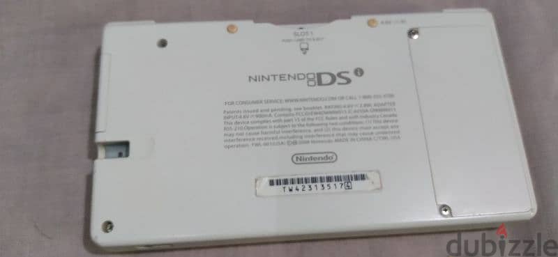 NINTENDO DS WHITE COLOR 2GB 12