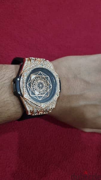 Hublot Sang Bleu Quartz Replica - Black Golden Edition 2