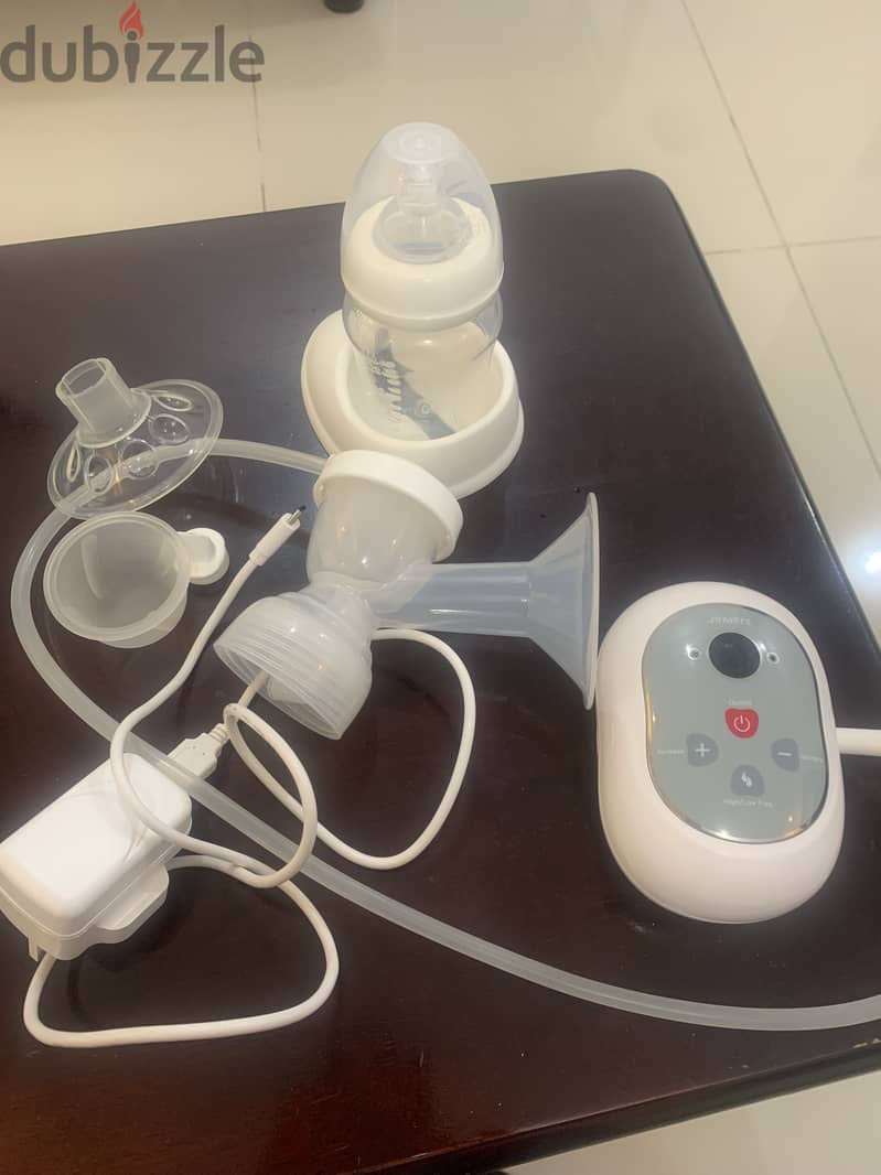 Juniors New Breast Pump for sale 20kd only price fixed 0