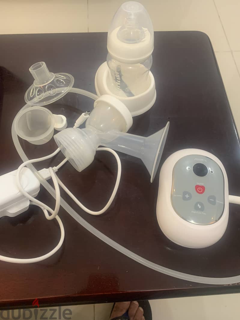 Juniors New Breast Pump for sale 20kd only price fixed 2