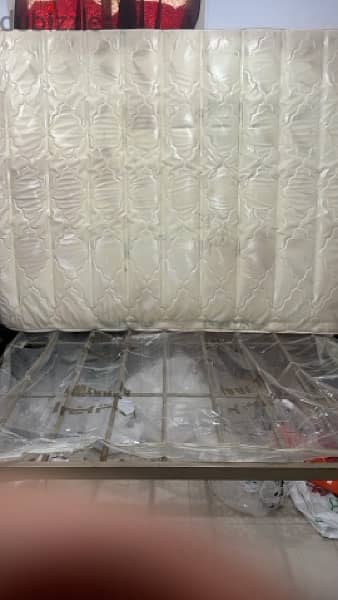 Urgent sale - Iron Bed and mattress - 7 kd only 2