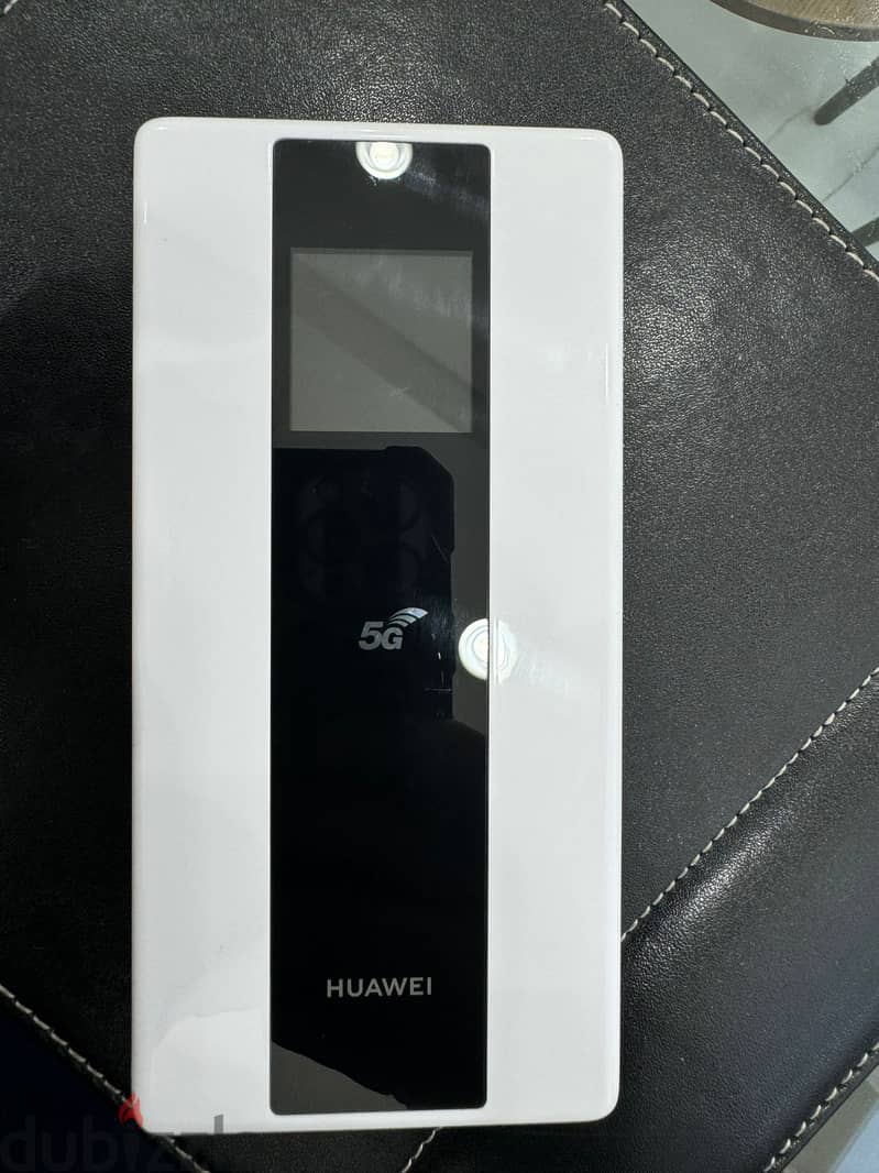 Huawei 5G Portable Router Pro E6878-370 0