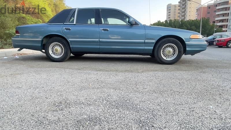 Ford Crown Victoria 1993 2