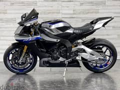 2017 Yamaha YZF R1M available 0