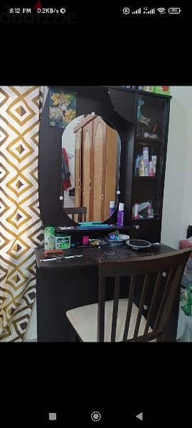 dressing table 0