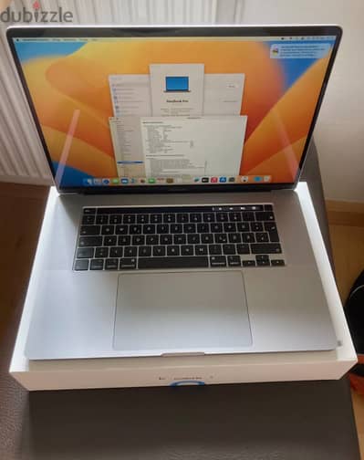 2019 Apple MacBook Pro 16 inch + (512GB SSD, Intel Core i7 2.6Ghz + 1