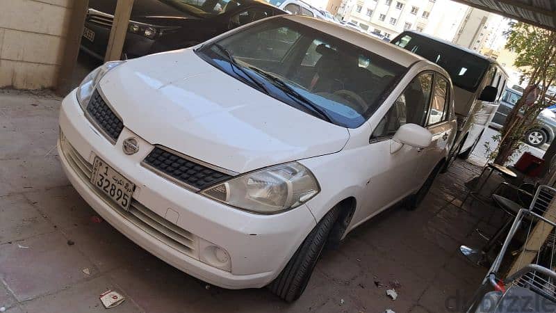 Nissan Tiida 2008 1